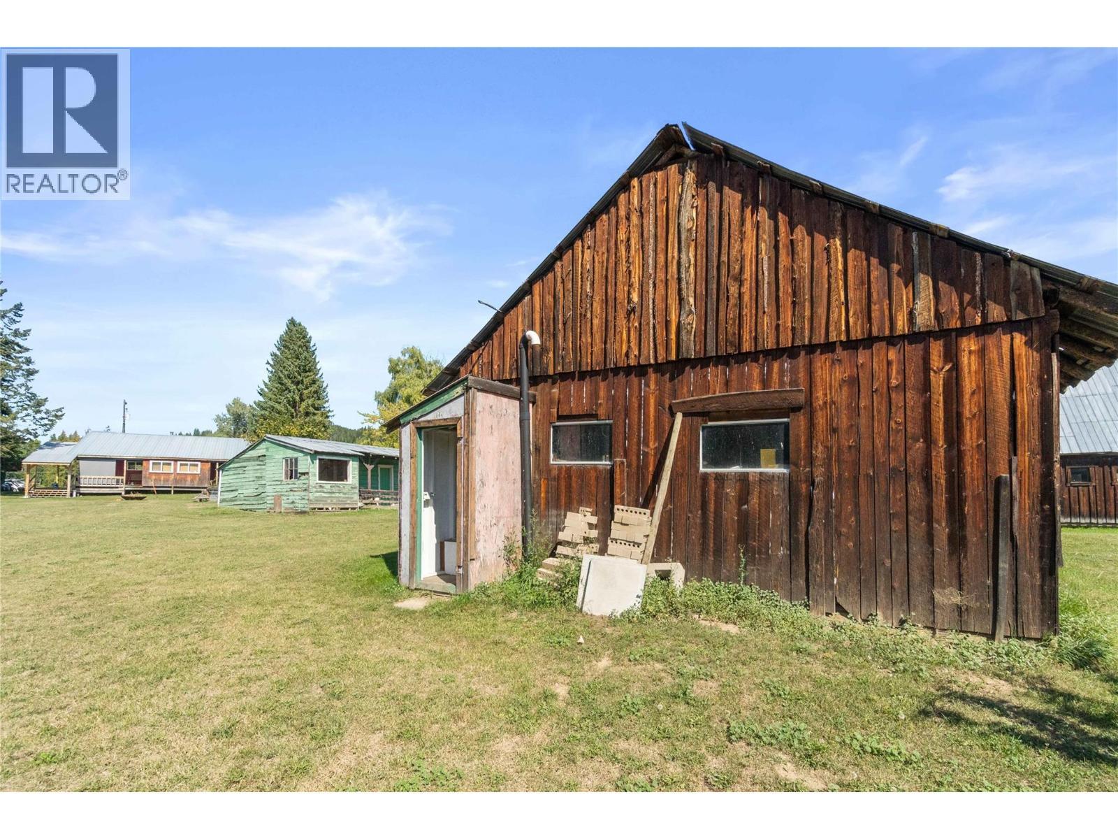 1168 Mallory Road Se. Enderby, British Columbia