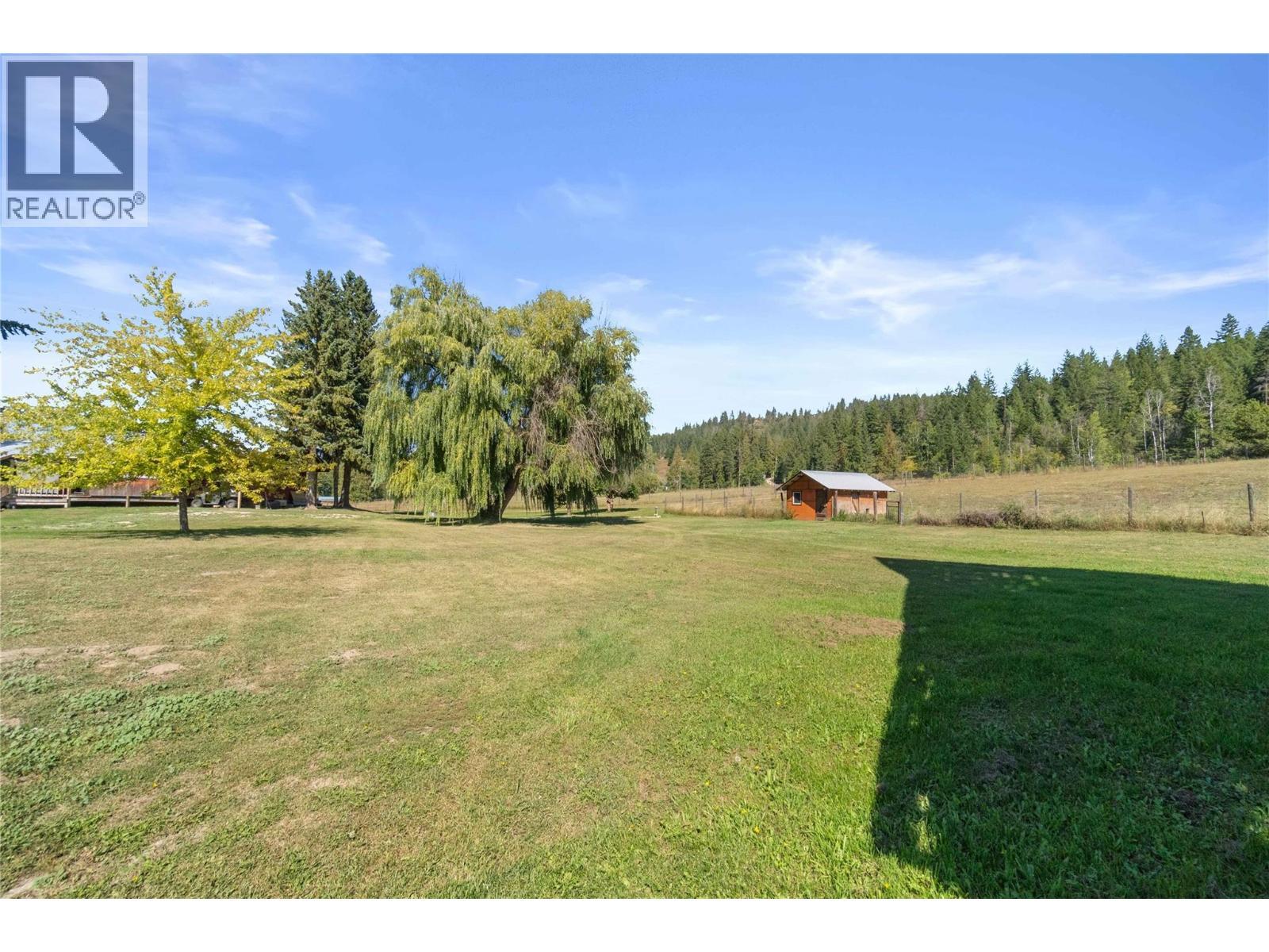 1168 Mallory Road Se. Enderby, British Columbia