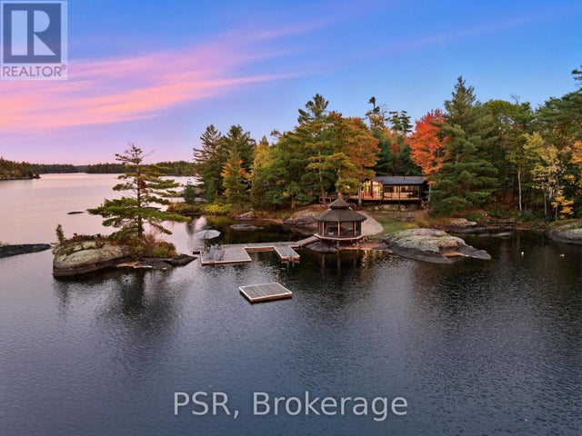 1069 White Eagle Road, Gravenhurst (morrison)