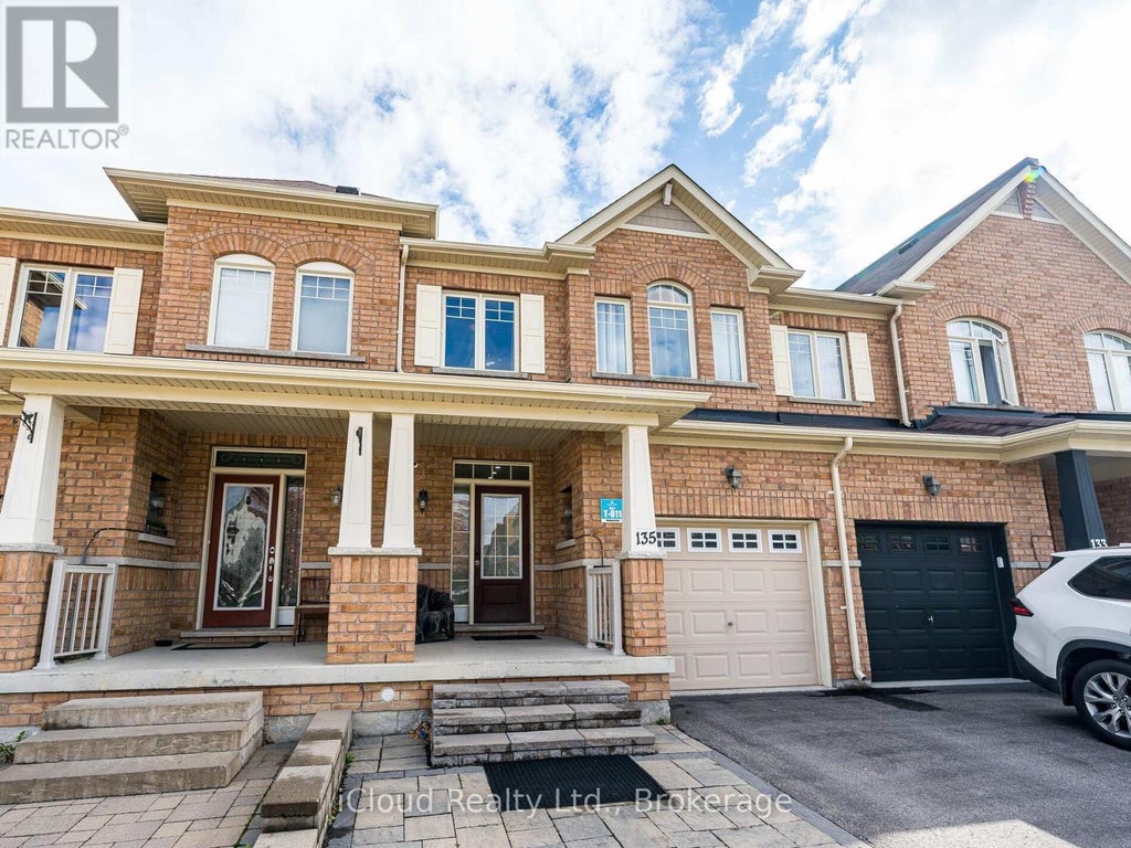 135 Windrow Street, Richmond Hill (jefferson)