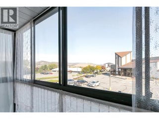 489 Hwy 33 Highway Unit# 208. Kelowna, British Columbia