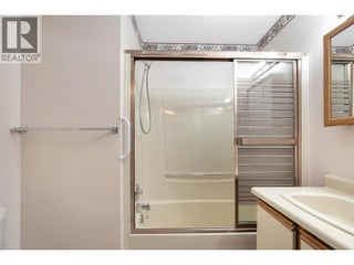 489 Hwy 33 Highway Unit# 208. Kelowna, British Columbia