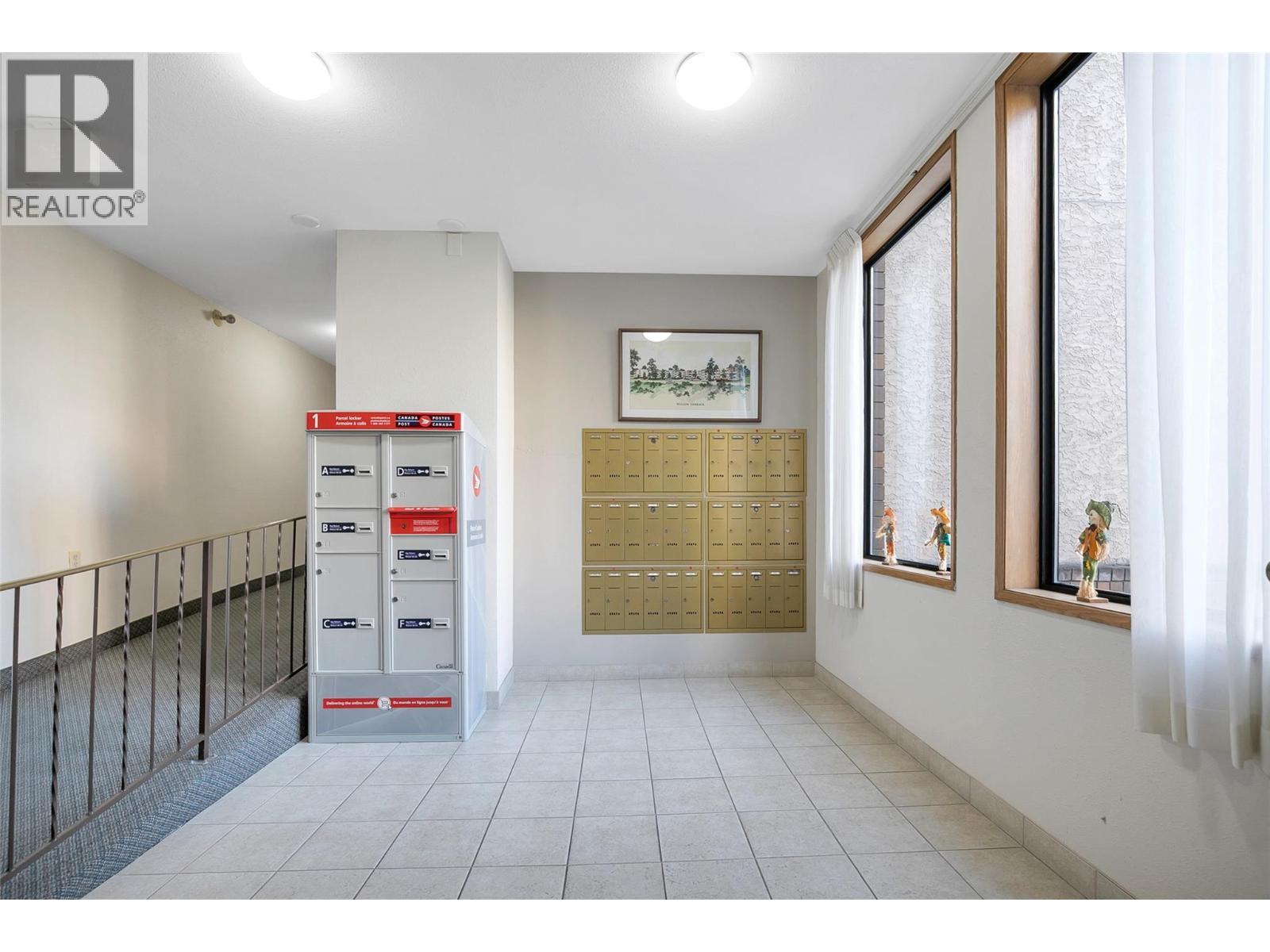 489 Hwy 33 Highway Unit# 208. Kelowna, British Columbia