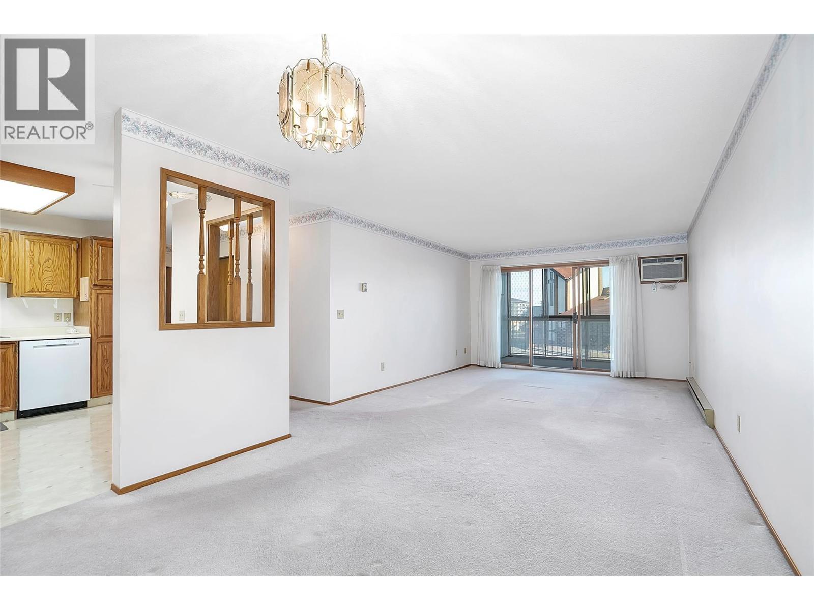 489 Hwy 33 Highway Unit# 208. Kelowna, British Columbia