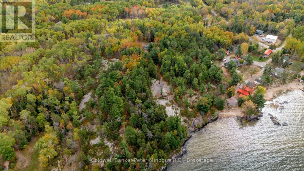 567 Sunset Cove Road, Callander