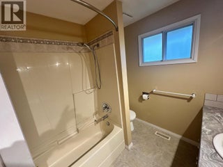 7910 Lakeview Drive. Coldstream, British Columbia