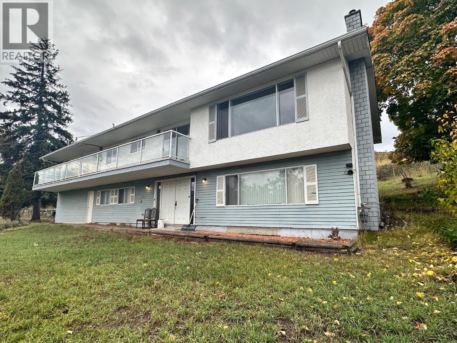 7910 Lakeview Drive. Coldstream, British Columbia