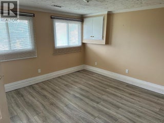 7910 Lakeview Drive. Coldstream, British Columbia