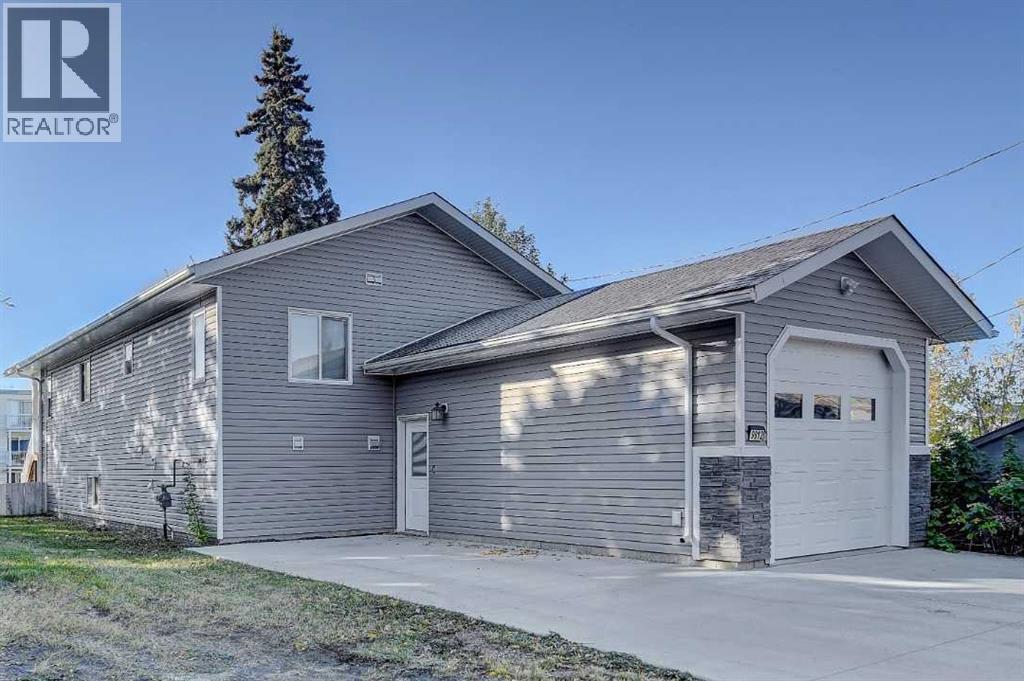 9812 108 Avenue, Grande Prairie