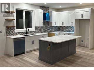 2520 Golf View Crescent. Blind Bay, British Columbia