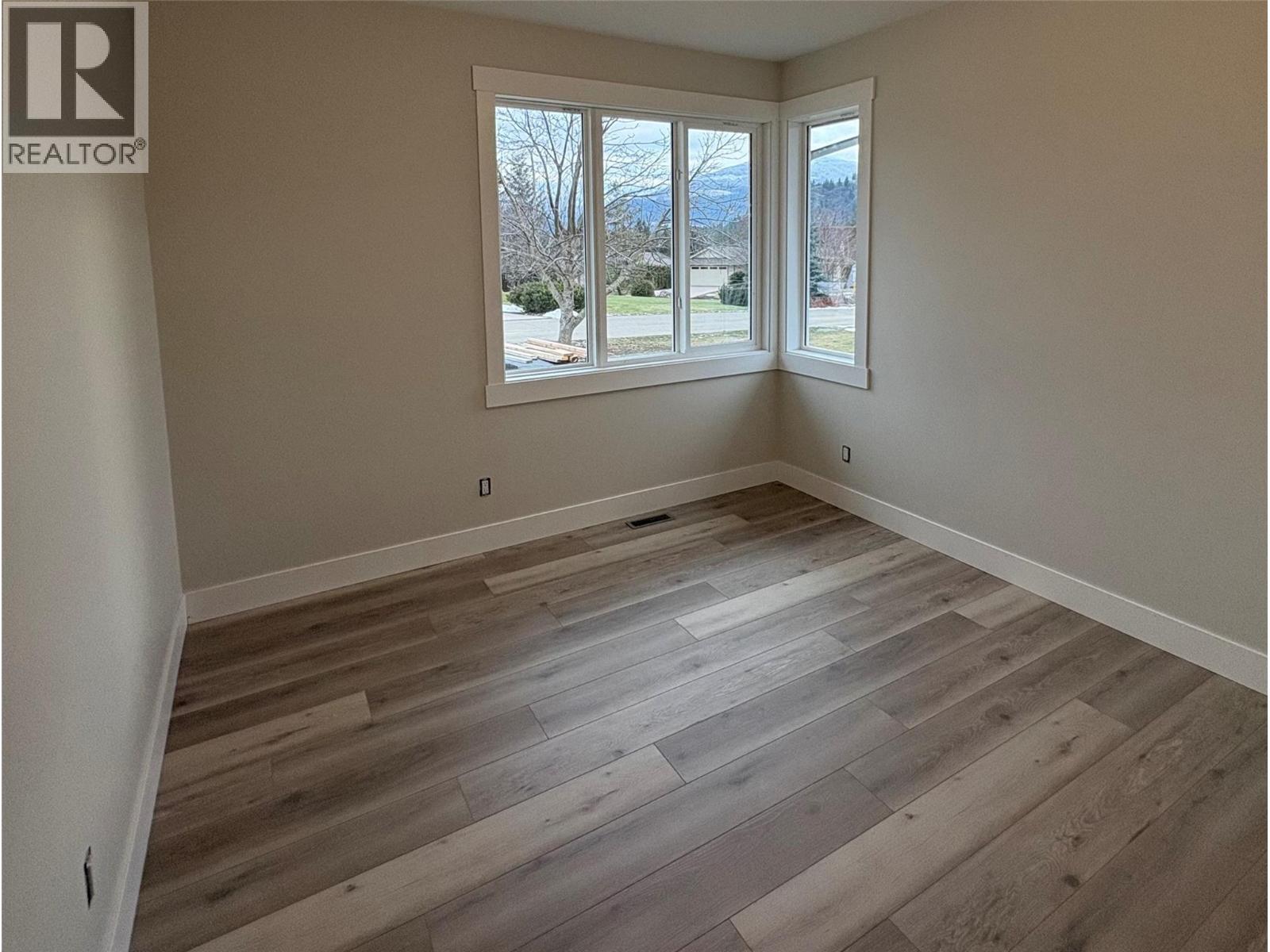 2520 Golf View Crescent. Blind Bay, British Columbia