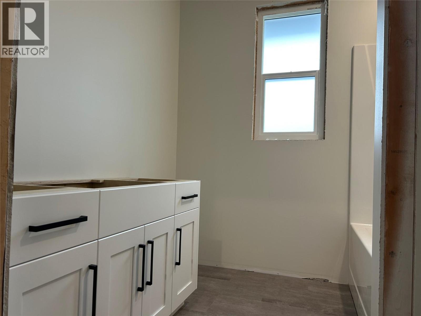 2520 Golf View Crescent. Blind Bay, British Columbia