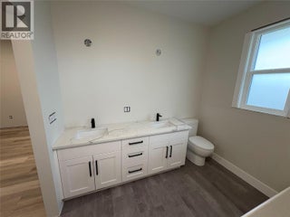 2520 Golf View Crescent. Blind Bay, British Columbia