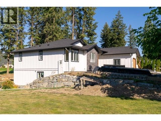 2520 Golf View Crescent. Blind Bay, British Columbia