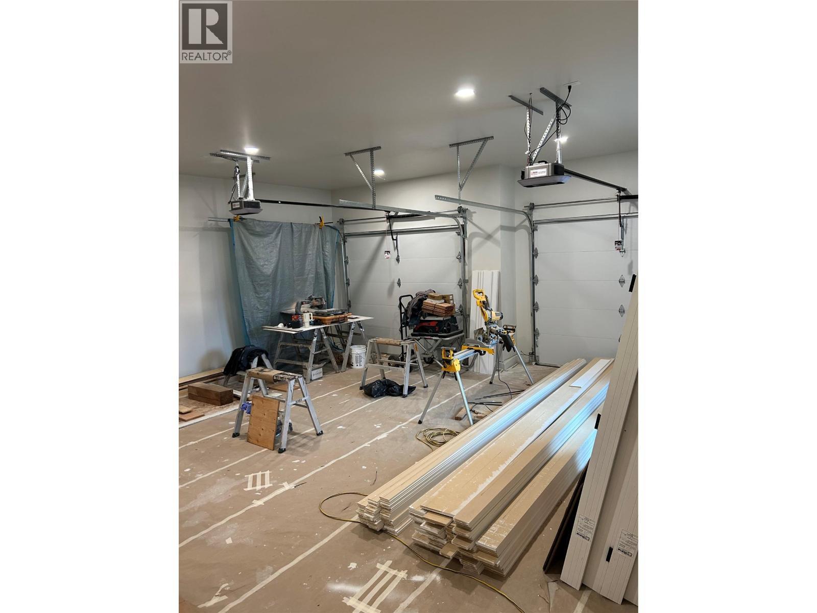 2520 Golf View Crescent. Blind Bay, British Columbia