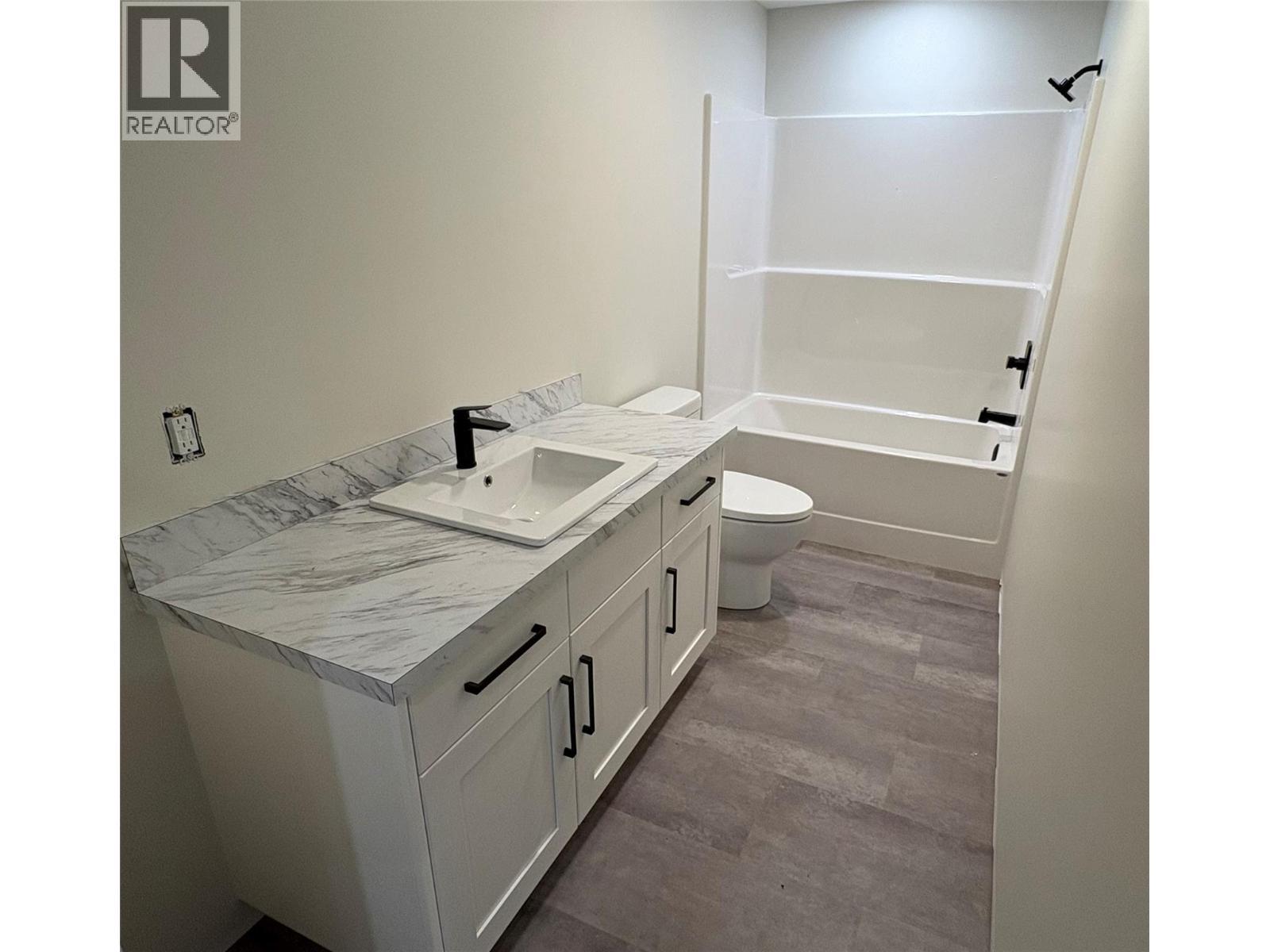 2520 Golf View Crescent. Blind Bay, British Columbia