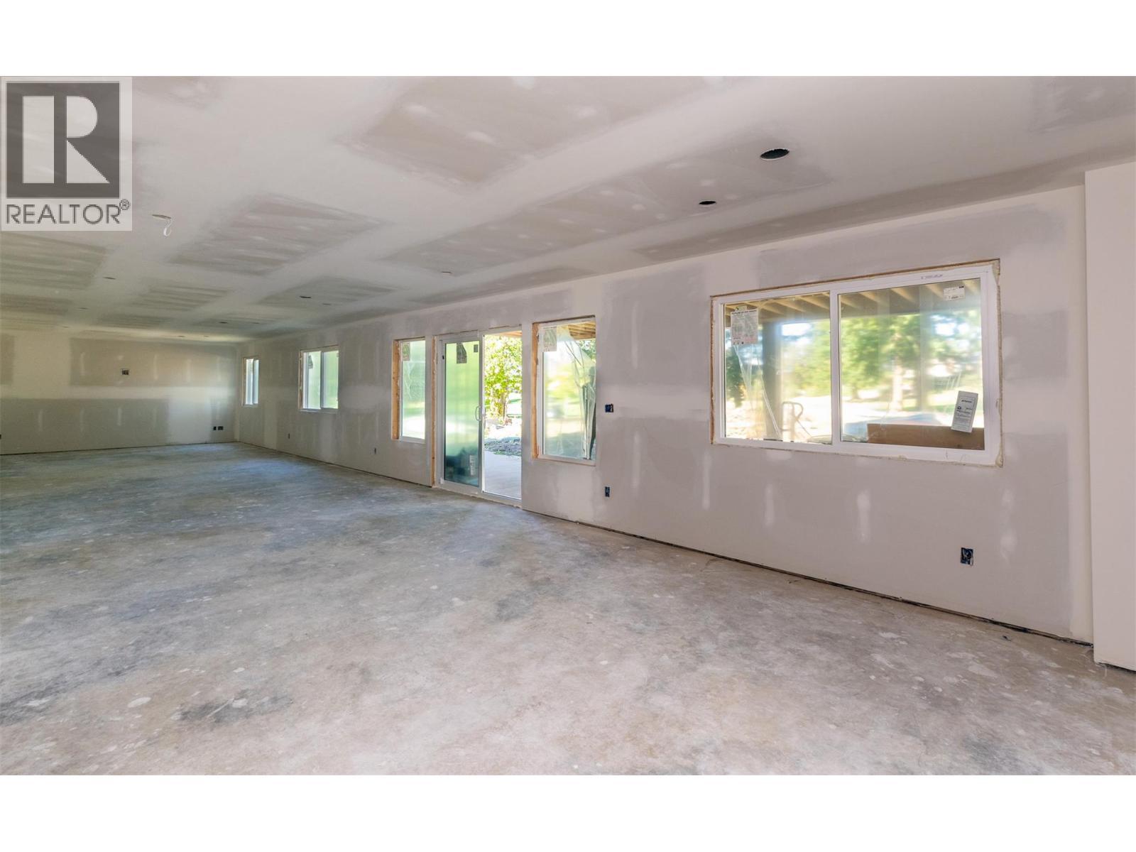 2520 Golf View Crescent. Blind Bay, British Columbia