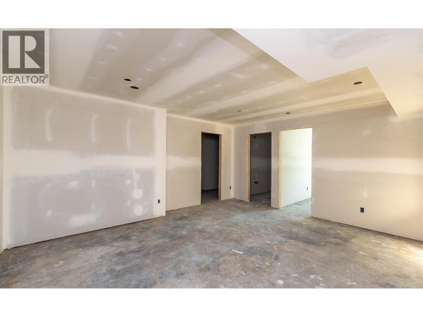 2520 Golf View Crescent. Blind Bay, British Columbia