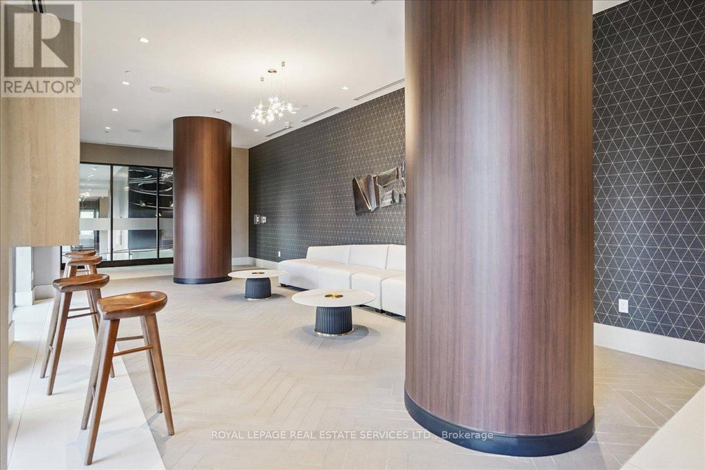 1012 - 2550 Simcoe Street N, Oshawa (windfields)