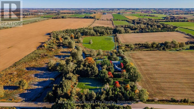 7907 Sixteenth Line, Wellington North (arthur)