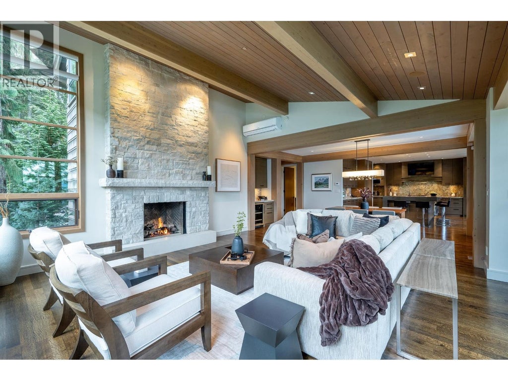 2963 High Point Drive, Whistler