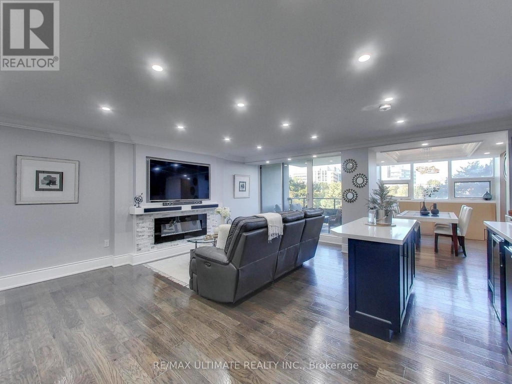 406 - 75 Emmett Avenue, Toronto (mount Dennis)