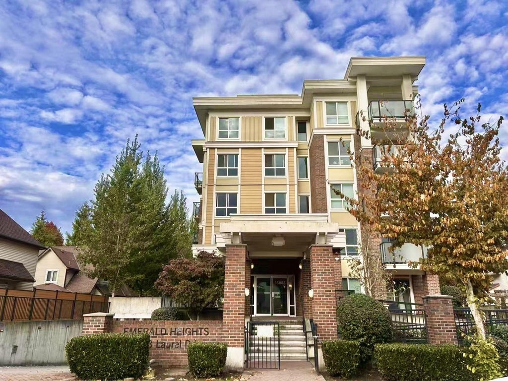 618 13883 Laurel Drive, Surrey