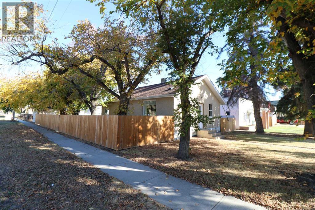 5103 44 Avenue, Taber