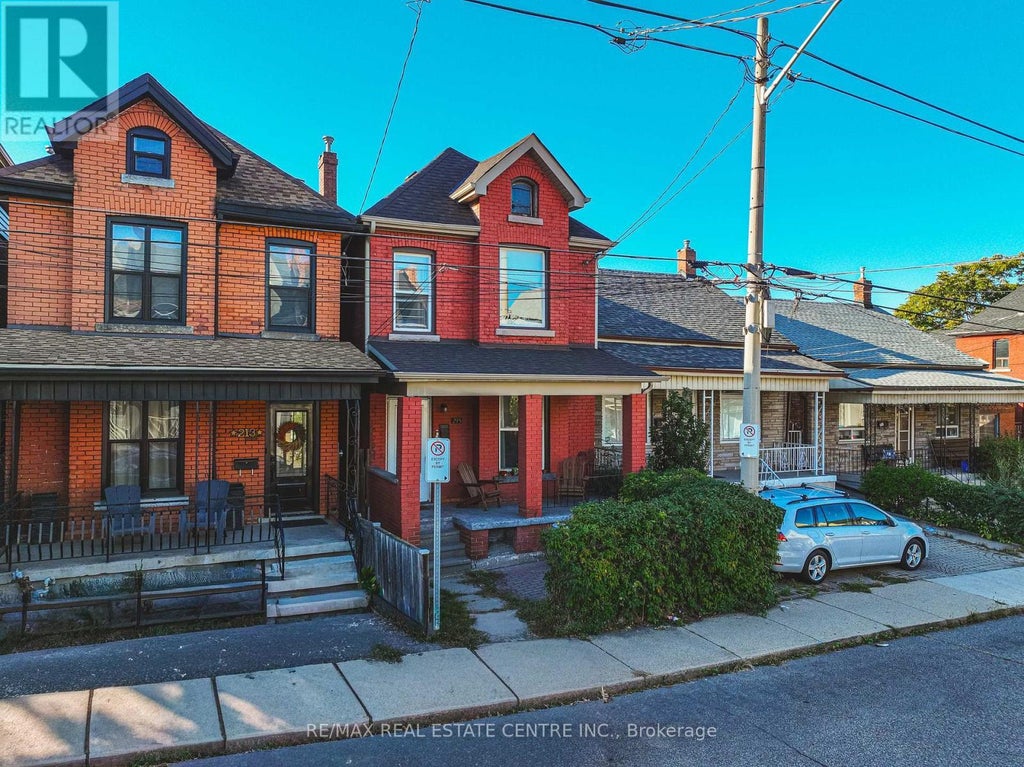 215 Mary Street, Hamilton (beasley)