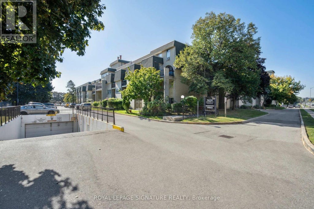 51 - 1624 Bloor Street, Mississauga (applewood)