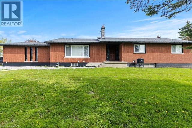 6128 Highway 3, Canfield