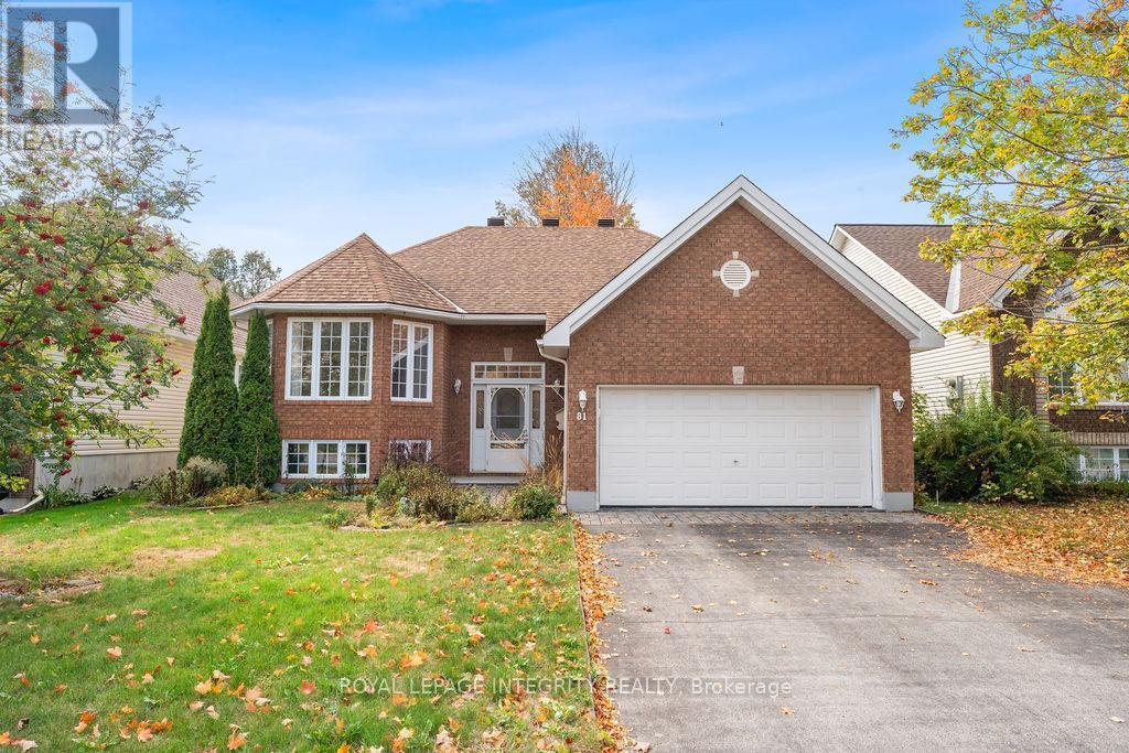 81 Lloydalex Crescent, Ottawa