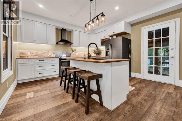 115 Cedar Street, Cambridge