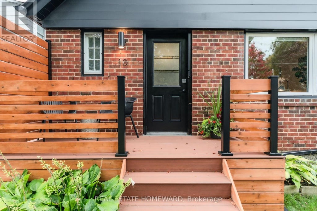 10 Norlong Boulevard, Toronto (east York)