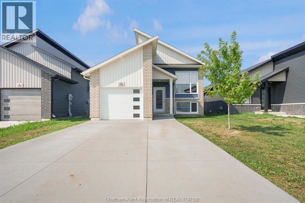 132 Arrowhead Lane, Chatham