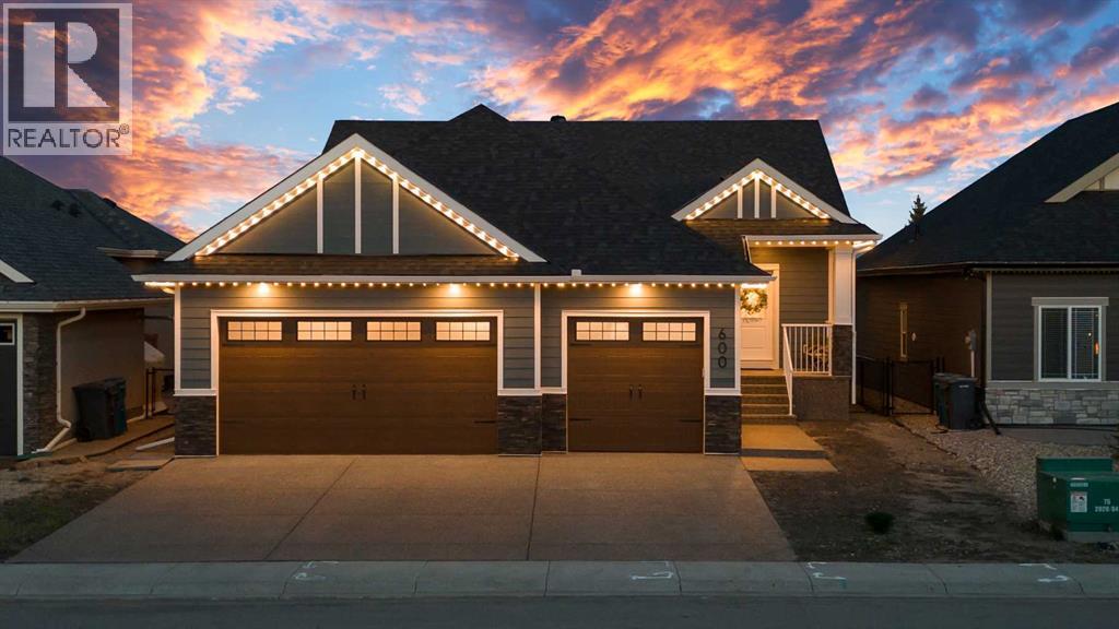 600 Muirfield Crescent, Lyalta