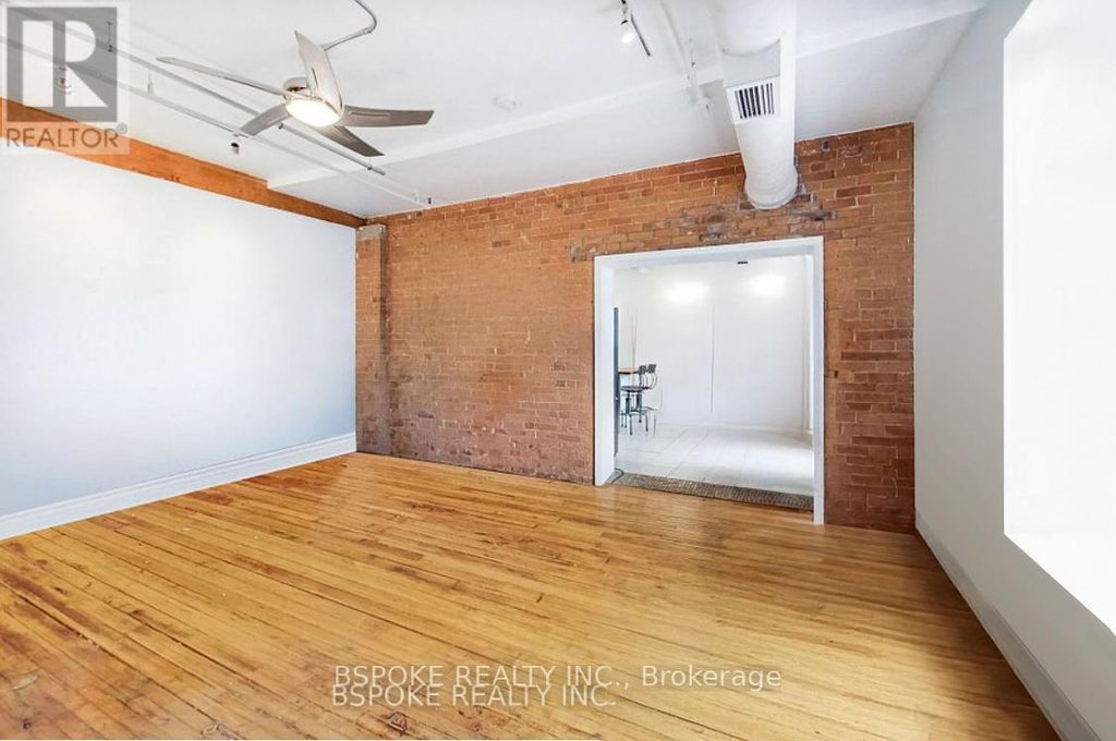 18 - 121 Prescott Avenue, Toronto (weston-Pellam Park)