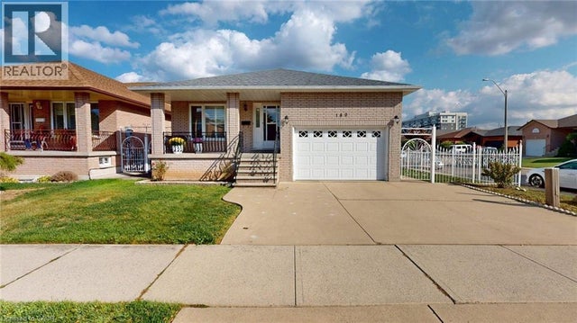 140 Donn Avenue, Hamilton