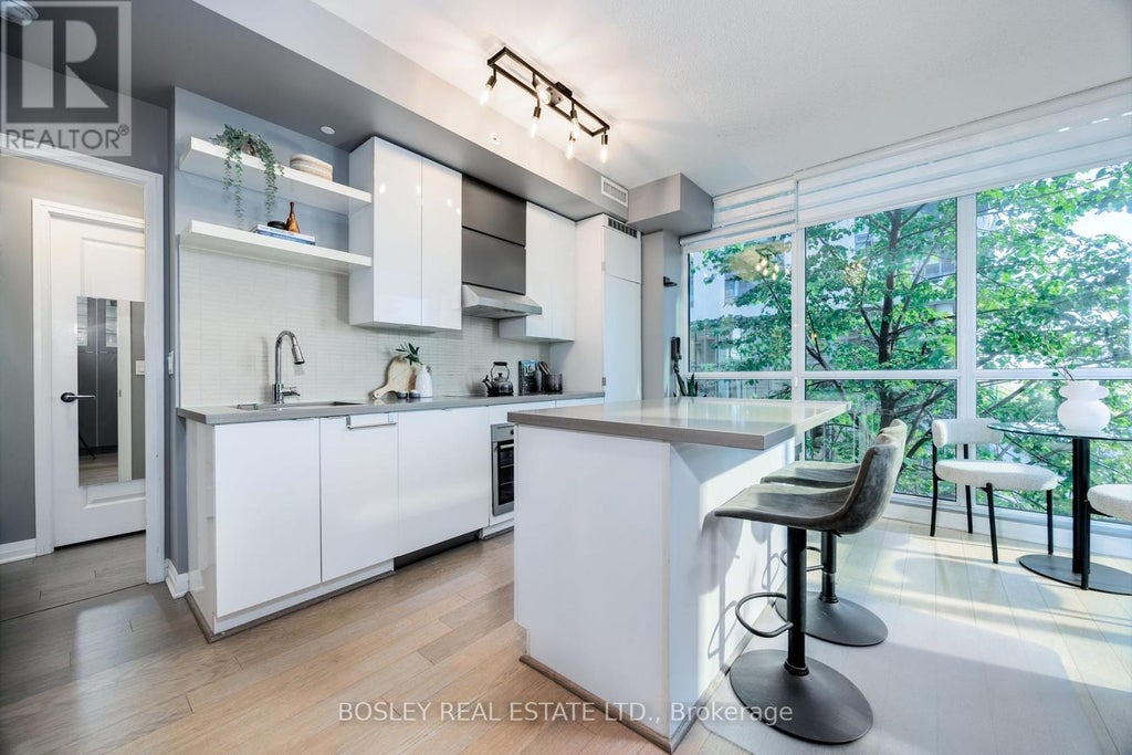 215 - 60 Annie Craig Drive, Toronto (mimico)