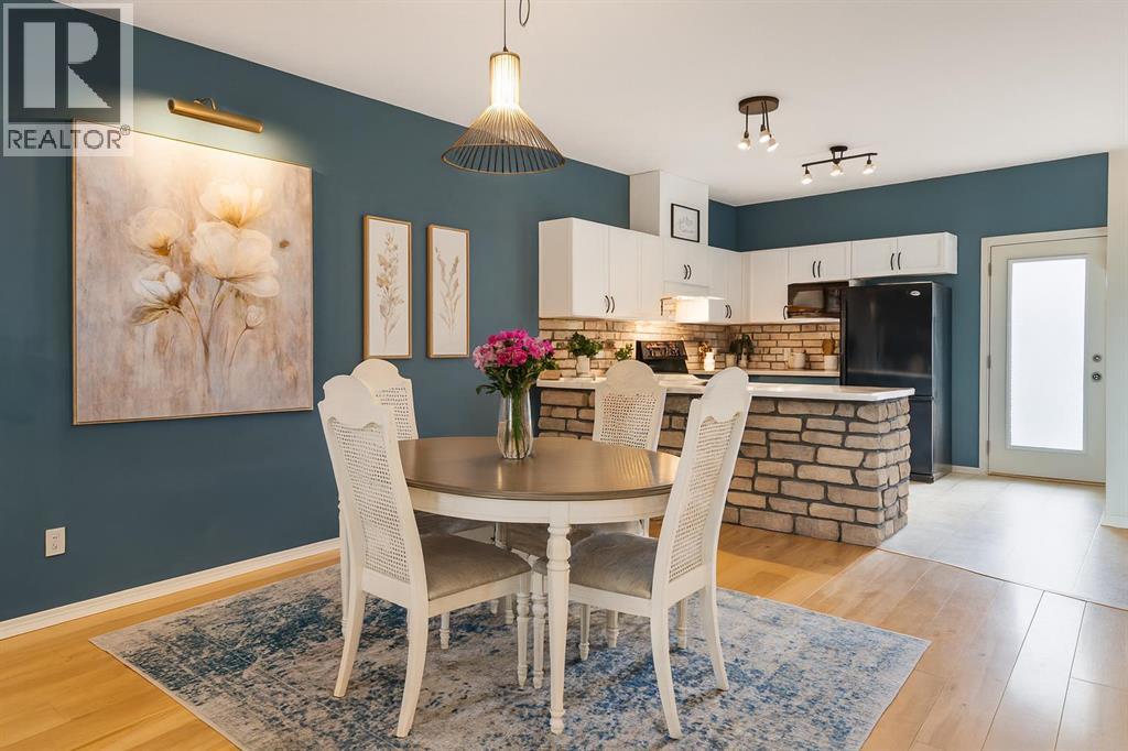 106, 2006 Luxstone Boulevard, Airdrie