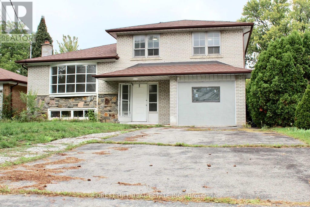 First Floor - 8 Doverwood Court, Toronto (newtonbrook East)