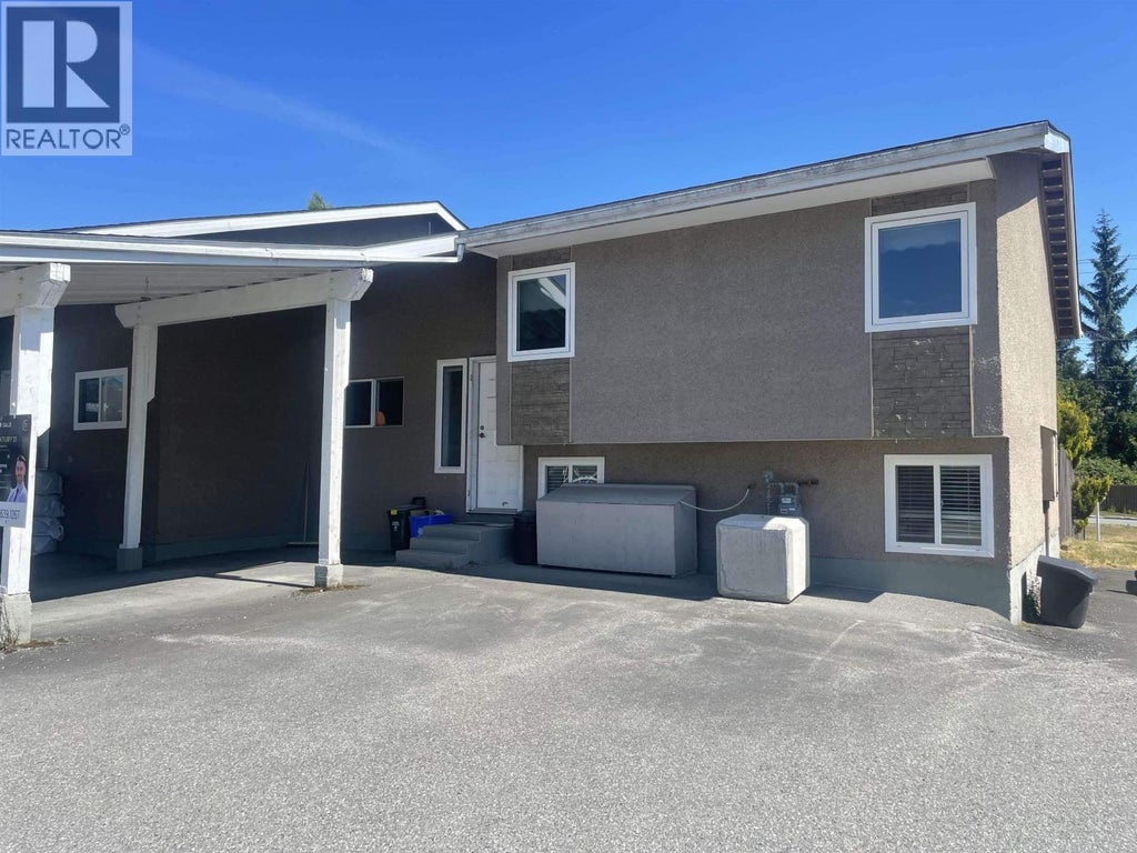 22 486 Quatsino Boulevard, Kitimat