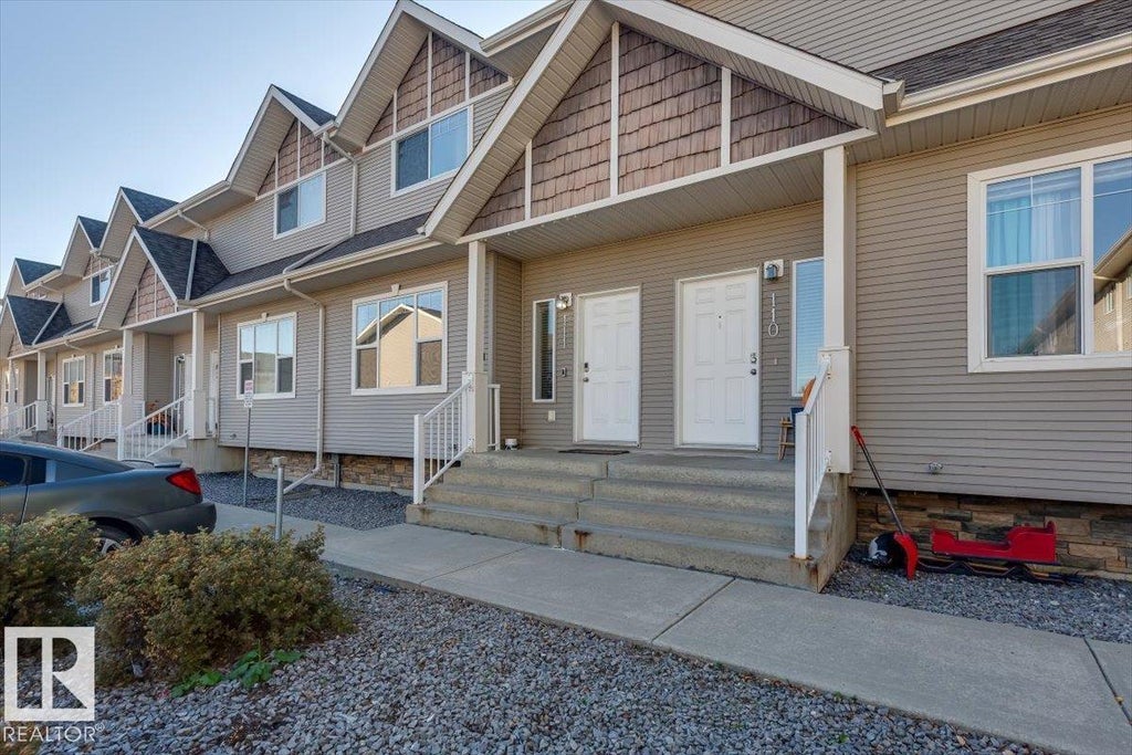 #111 50 Lucky Pl, Sylvan Lake