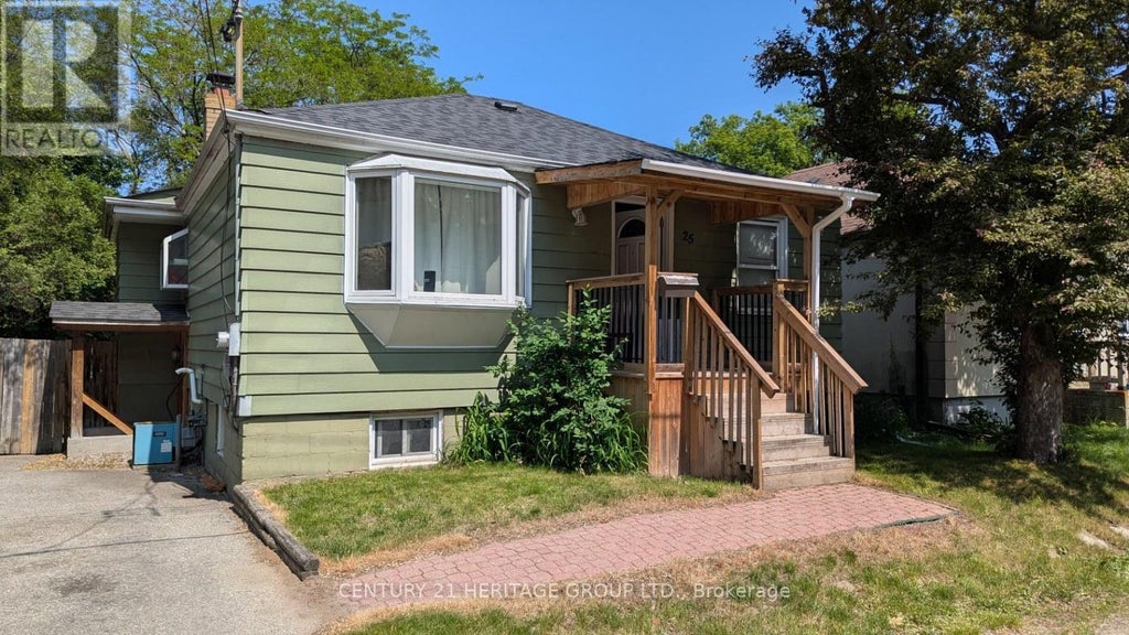 25 Bush Drive, Toronto (highland Creek)