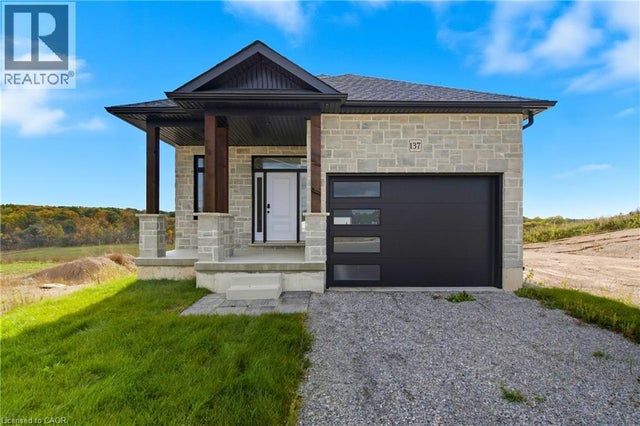 137 Pike Creek Drive, Cayuga