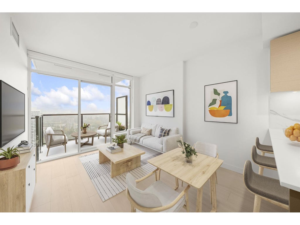 3704 13745 George Junction, Surrey