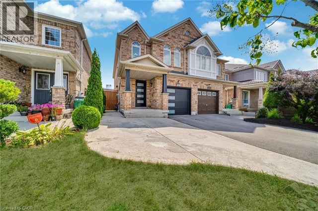 562 Orange Walk Crescent, Mississauga