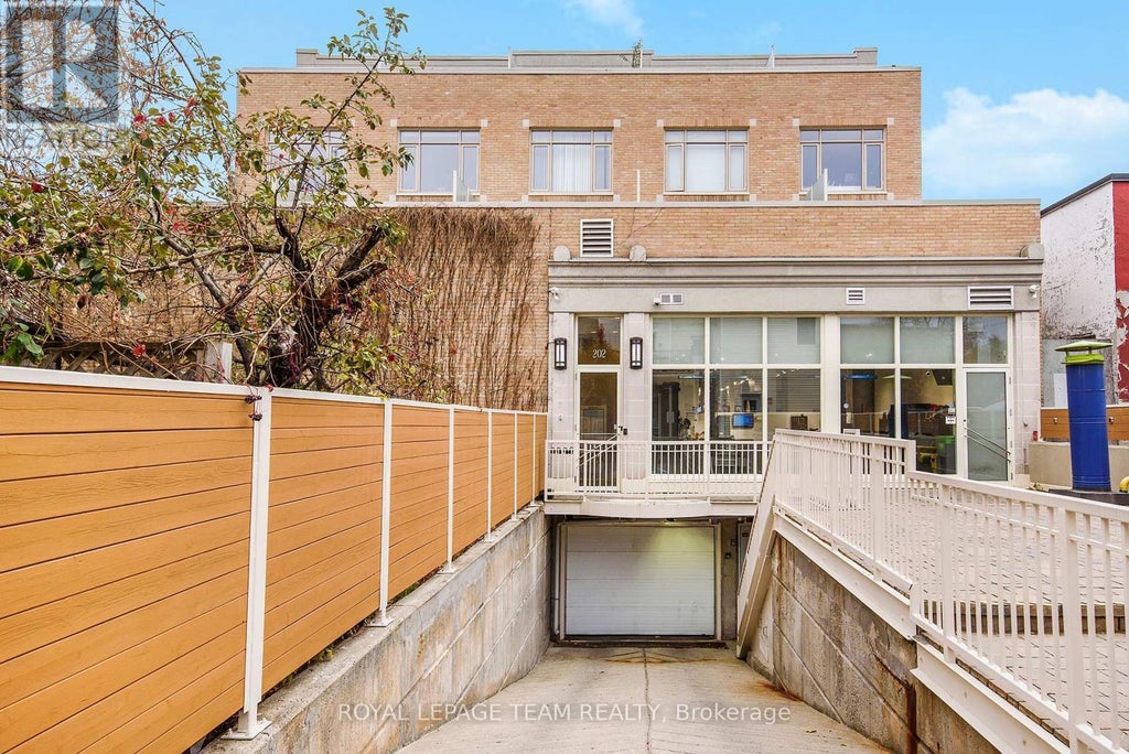 19 - 202 Street Patrick Street, Ottawa