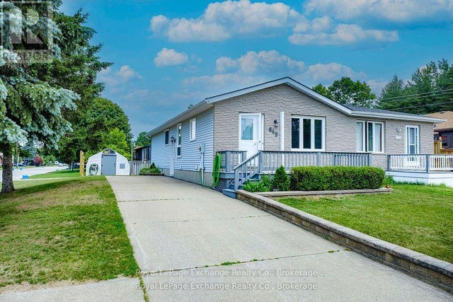649 Lloyd Street, Saugeen Shores