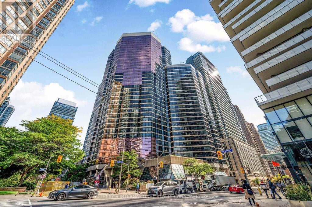 716 - 1001 Bay Street, Toronto (bay Street Corridor)